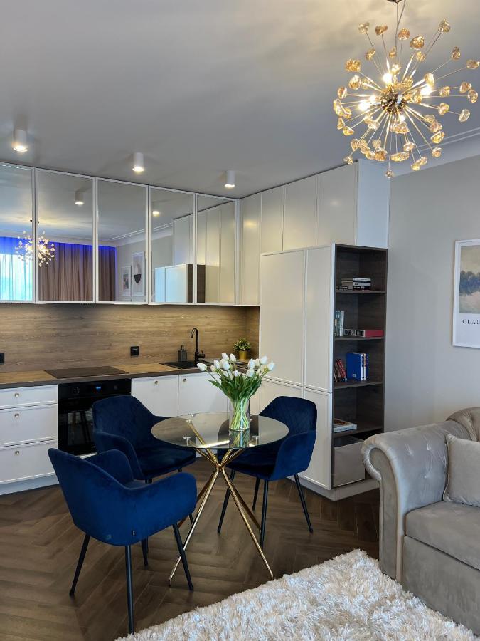 Nr 12 Europa22 Exclusive Z Garazem Podziemnym Apartment Tomaszow Mazowiecki Ngoại thất bức ảnh